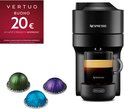 Zwarte De'Longhi Nespresso Vertuo Pop met glazen koffiekop en drie capsules naast een actiebon van 20 euro.