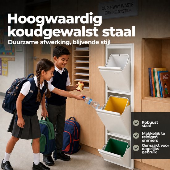 Kinderen gooien afval in een witte, stalen prullenbak met drie gekleurde vakken voor afvalscheiding.