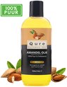Fles met Qure Amandelolie, 100% Puur & Onbewerkt, Koudgeperst, 100ml. Groen label met "100% Puur".