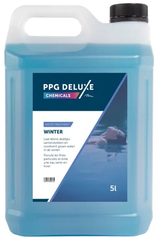 5L jerrycan met blauwe PPG Deluxe Chemicals winter zwembadbehandeling. Tekst: WINTER, Laat kleine deeltjes samenvlokken en voorkomt groen water in de winter.