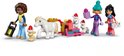 LEGO Friends figuur met lantern, paard, slee met sneeuwpoppen en twee andere figuren, klaar voor de winter.