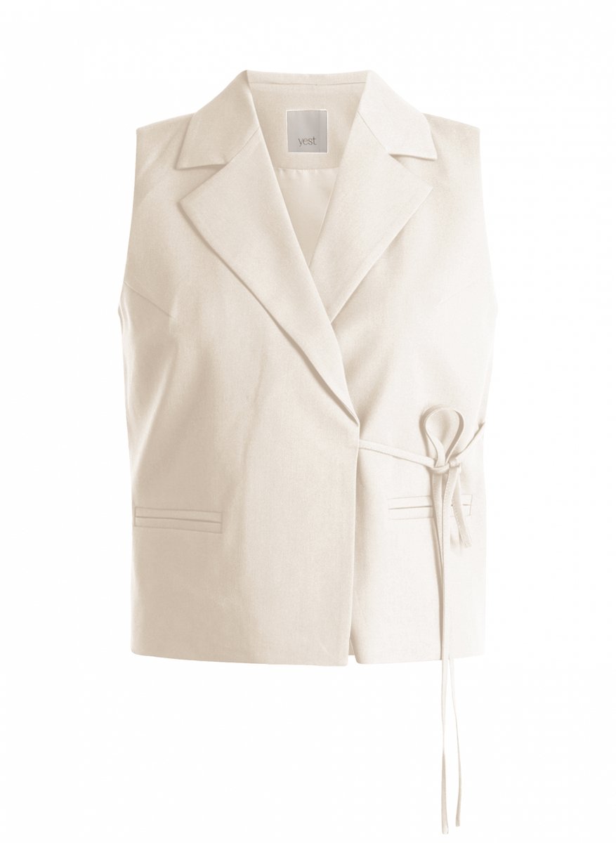 Yest Curve vest Trudie