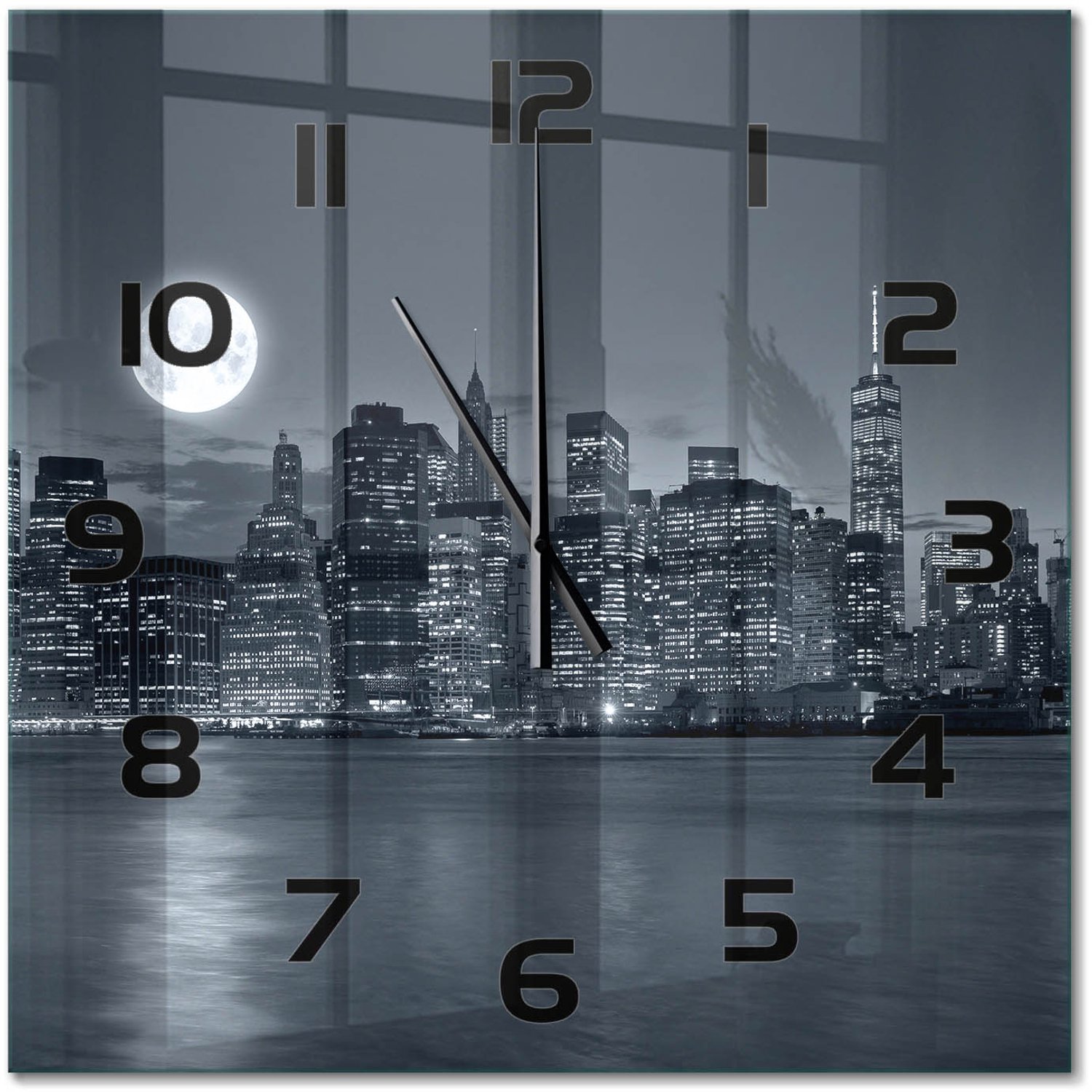 TULUP Wandklok - New York 's nachts Gekleurde Glazen Klok - 60x60 cm - Zwart-wit Glazen Klok Met Print - Zwarte handen - Vierkante Klok - Moderne Wandklok Glas - Wandklok Glas Decoratie