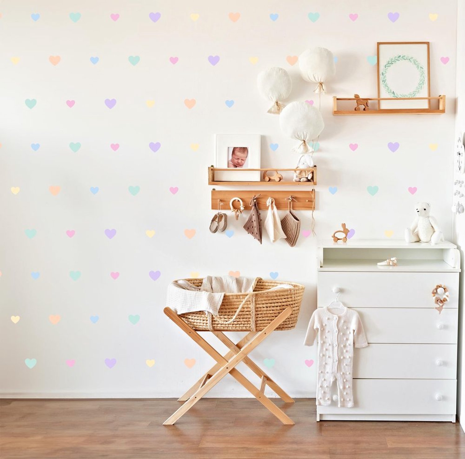 Wandstickers voor Kinderkamer met Pastel Hartjes