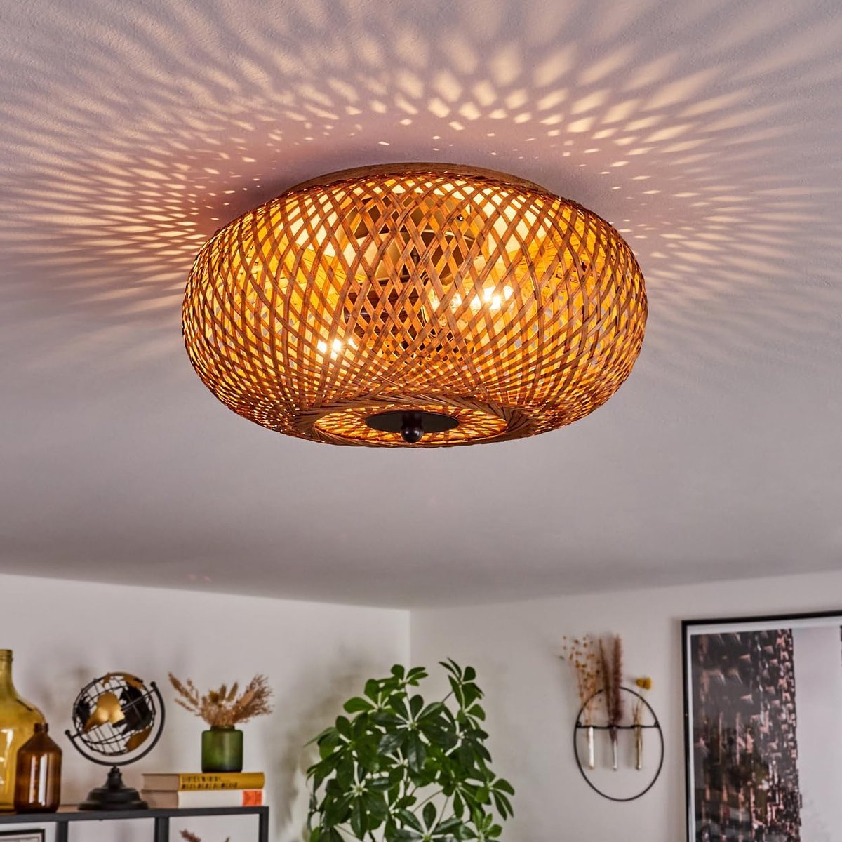 Plafondlamp Bauro, moderne plafondlamp van metaal/bamboe/hout in zwart/natuur, plafondlamp in boho-design met geweldig lichteffect aan het plafond, Ø 30 cm, 3 lichtpunten, 3 x E27, zonder lamp