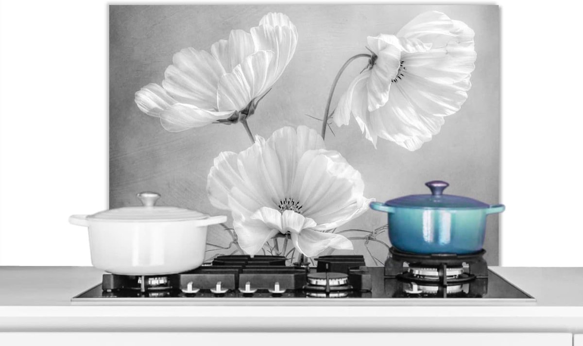 Spatscherm Keuken - 90x60 cm - Stilleven - Bloemen - Zwart wit - Klaproos - Botanisch