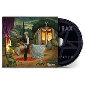 Anthrax cd met duistere kunst: een goochelaar met een mes en zwevend lichaam voor een gloeiende poort met een demon.