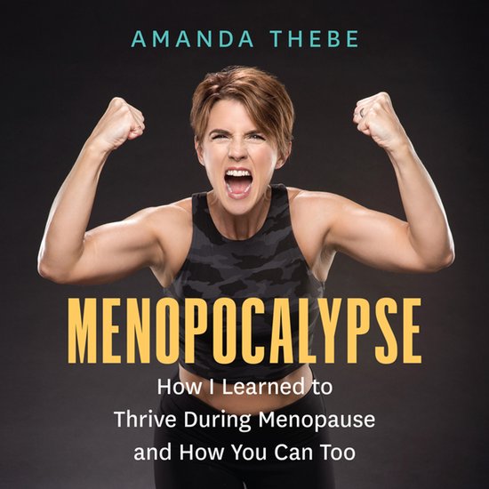 Amanda Thebe toont haar spierballen op de cover van het boek 'Menopocalypse: How I Learned to Thrive During Menopause'.