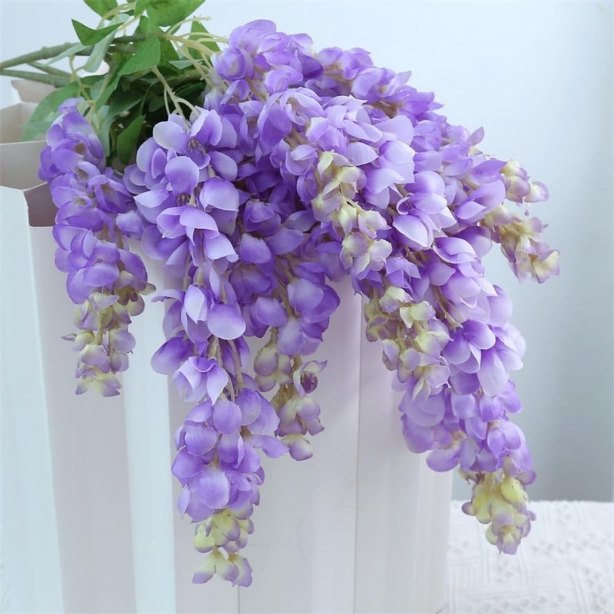Flintry Kunstbloemen Wisteria 4 stuks - 63 cm Blauwe regen hangplant - Zijden bloemen slinger - Kunstbloemen boeket - Bruiloft Decoratie - Kunstbloemen voor Buiten - Paars