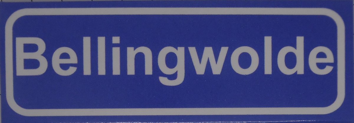 Souv© - koelkast magneet - plaatsnaam bord - kombord - souvenir - koelkastmagneetje - relatiegeschenk Bellingwolde