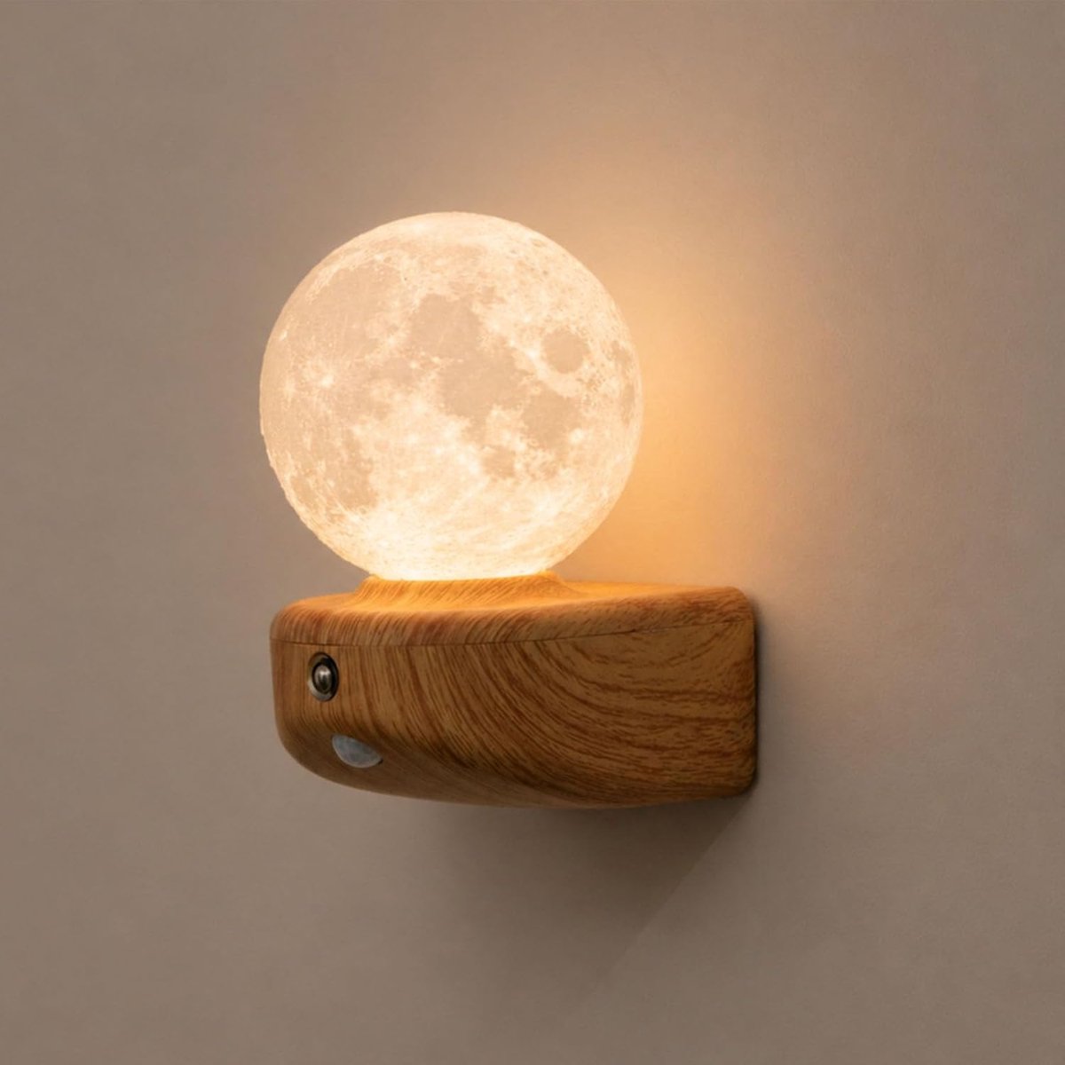 Bewegingssensor LED Wandlamp - Oplaadbaar via USB - Magnetische Maan Nachtlamp - Draadloos Wandmontage Lamp - Geschikt voor Slaapkamer Trap Woonkamer Binnenverlichting - Lichte houtnerf