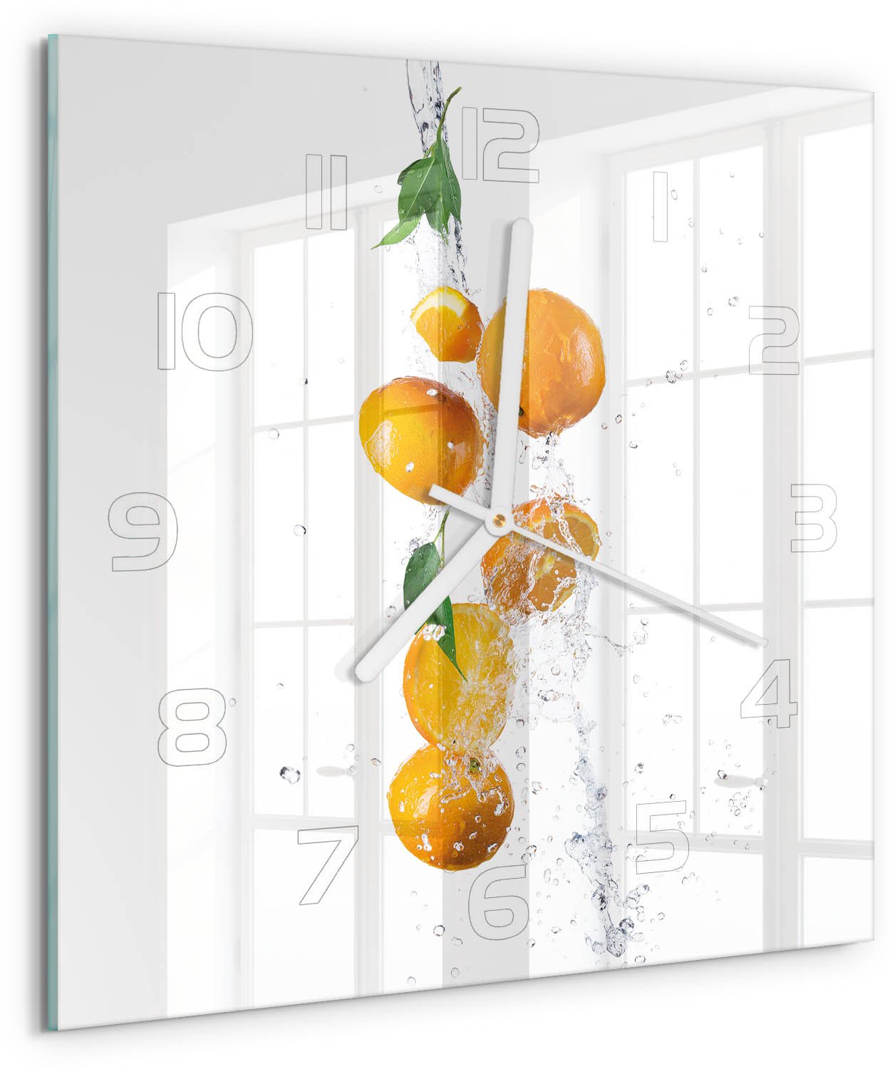 Tulup Wandklok - Sinaasappels en water Glazen Klok Met Print - 30x30 cm - Geel Wandklok Glas Met Motief - Witte handen - Vierkante Klok - Wandklok Glas Decoratie - Gekleurde Glazen Klok