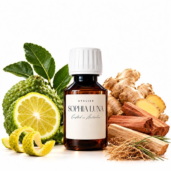 Bruine fles met witte dop, omringd door bergamot, citroenschil en gemberwortels.
