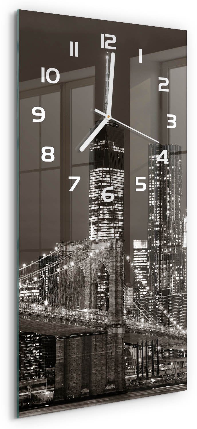 Tulup Wandklok - Manhattan, New York Decoratieve Glazen Klok - 30x60 cm - Zwart-wit Glazen Wandklok Design - Witte handen - Rechthoekige Klok - Glazen Klok Met Print - Wandklok Glas Met Motief