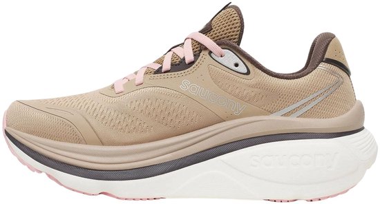 Zijaanzicht van een beige hardloopschoen met roze veters, witte zool en Saucony logo.