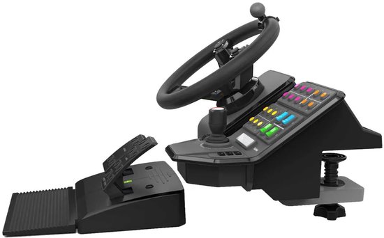 Zwart Saitek landbouwsimulatiestuur, zijpaneel met gekleurde knoppen en pedalen voor PC en Mac.