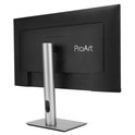 Aanzicht schuin achterzijde ASUS ProArt monitor met zwarte behuizing en zilveren voet.