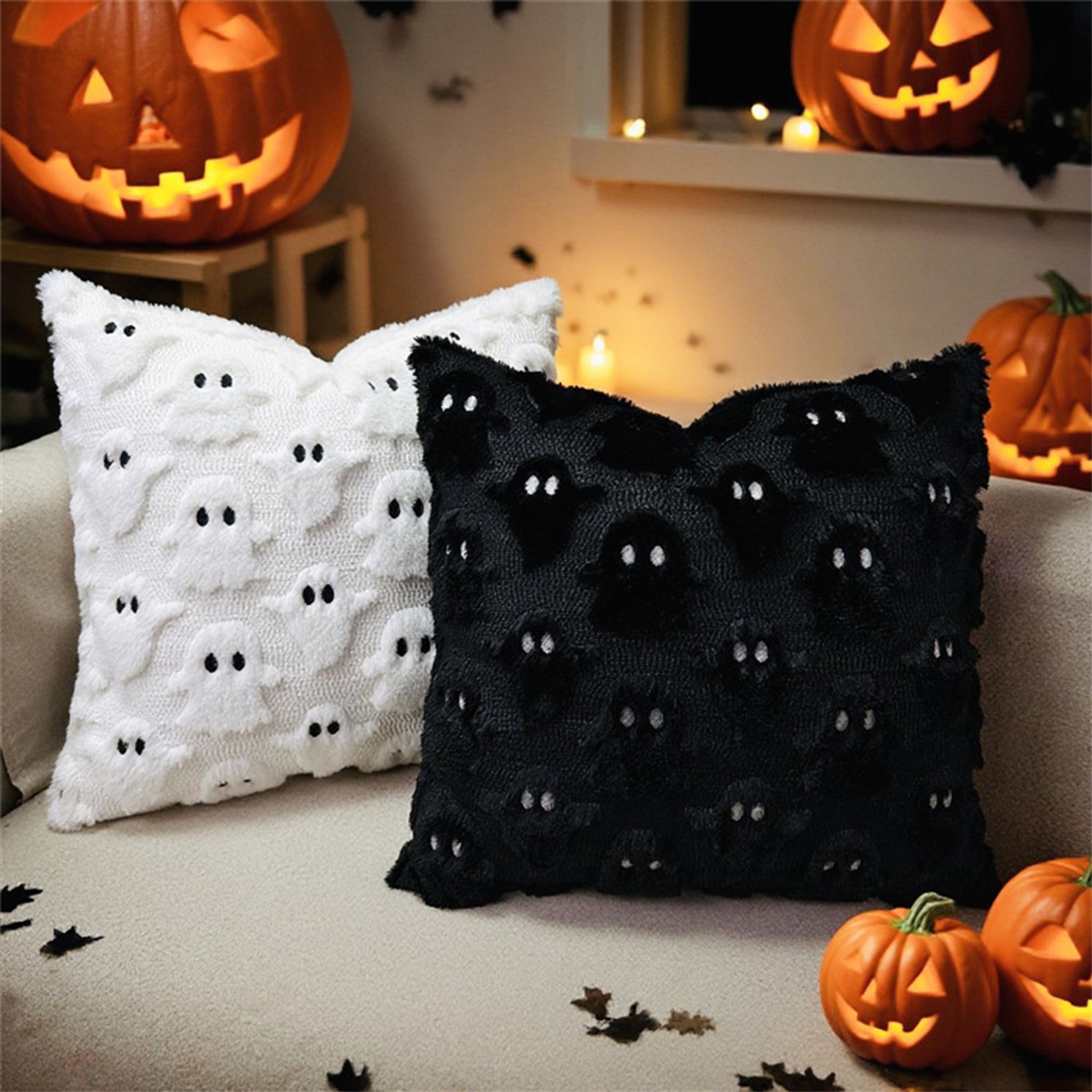 Halloween Decoratie - Halloween Kussenhoes 45x45 - Set van 2 - Spook Kussenhoes - Halloween Decoratie Binnen - Sierkussenhoes - met Rits - voor Bank, Slaapkamer, Auto, Decoratie - Exclusief Kussenvulling