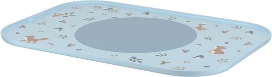 Tapis de sol bleu avec imprimé d'animaux de la forêt comme des chiens et des plantes. Un cercle antidérapant au milieu.