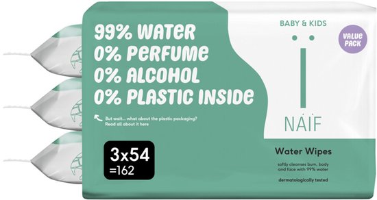 Een pak Naïf billendoekjes met groene en witte opdruk. "99% WATER 0% PARFUME 0% ALCOHOL 0% PLASTIC INSIDE". Waarde pak, 3x54 stuks.