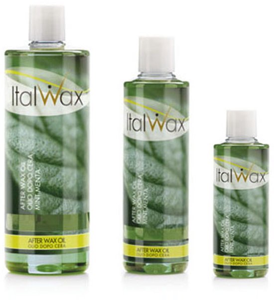 Drie flessen Italwax After Wax Oil met menthol. De flessen hebben een groen label met een bladmotief en de tekst 'Italwax After Wax Oil Mint Menta'.