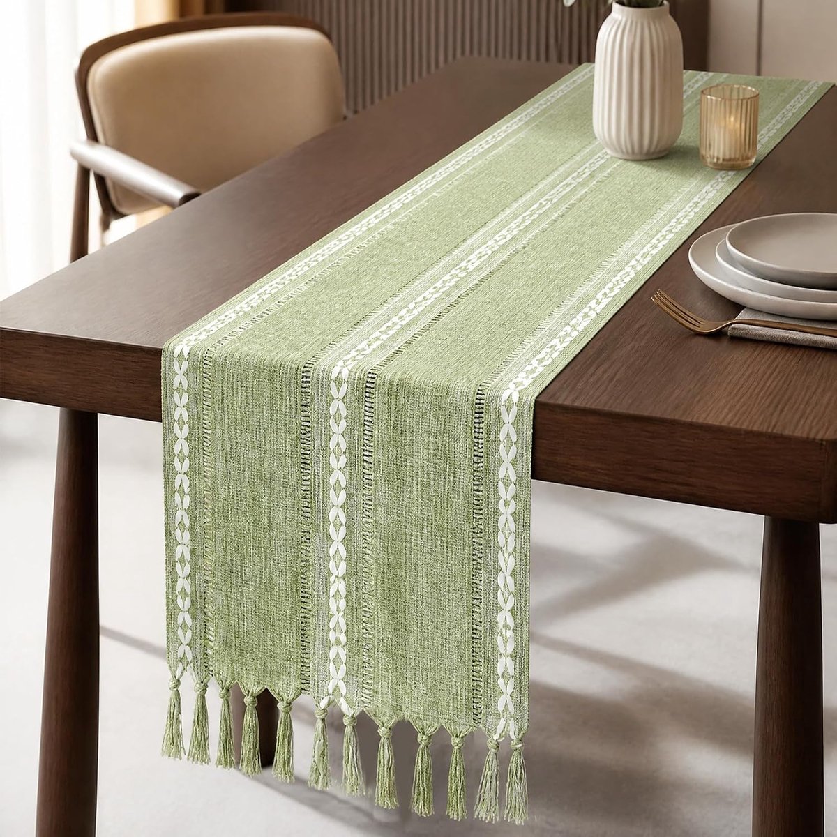 Tafelloper, boho, saliegroen, macramé, kwastjes, tafelloper, groen, afwasbaar, landelijke stijl, tafelloper voor keuken, tafeldecoratie, feest, verjaardag, bruiloft, decoratie, 33 x 120 cm