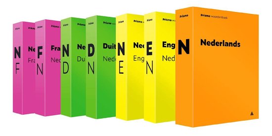 Rijen Prisma woordenboeken in verschillende kleuren: roze, groen, geel, oranje. Met de titels: NF, Fra, NeD, Duit, NeE, Eng, Ned, Nederlands.