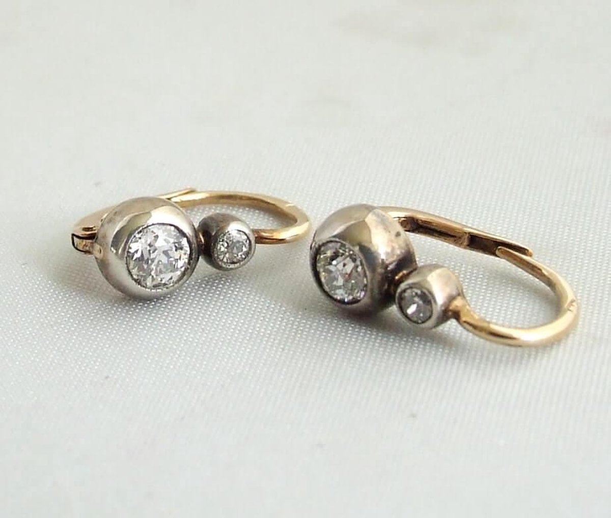 Antieke zilver en gouden oorbellen met diamant | bol.com