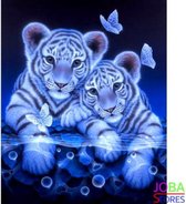 Diamond Painting "JobaStores®" Witte Tijgertjes - volledig - 30x40cm