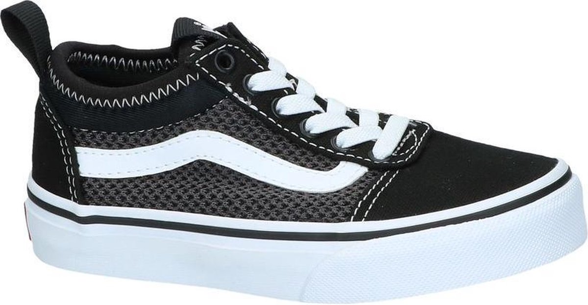 Zwarte Slip on Sneakers Vans Ward Alt Closure
