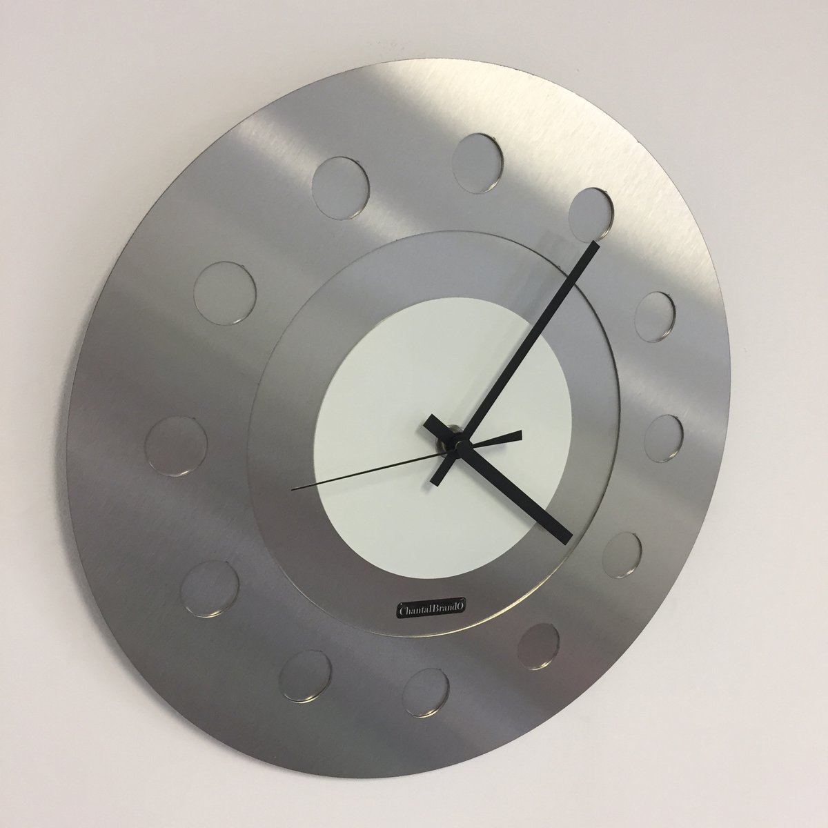 Wandklok Industrial White Modern Dutch Desing