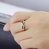 Infinity ring zilverkleurig 19,75 mm