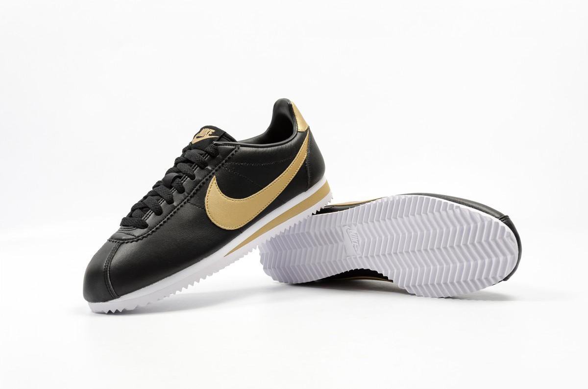 Nike Wmns Classic Cortez Leather 807471-008 Sneakers - Dames- Maat 38.5  -... | bol.com