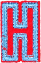 Alfabet Letter Strijk Embleem Patches Rood Blauw 3 x 2 cm / Letter H