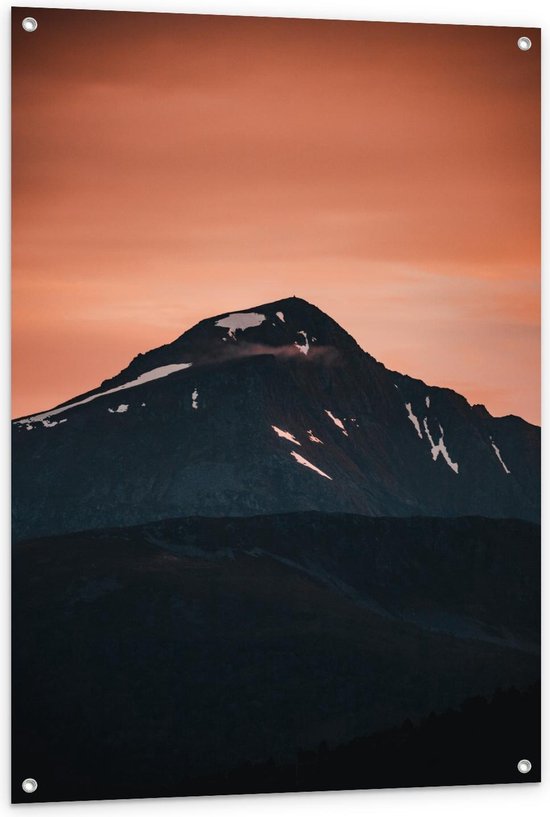 Tuinposter – Berg onder Roze Lucht - 80x120cm Foto op Tuinposter  (wanddecoratie voor buiten en binnen)