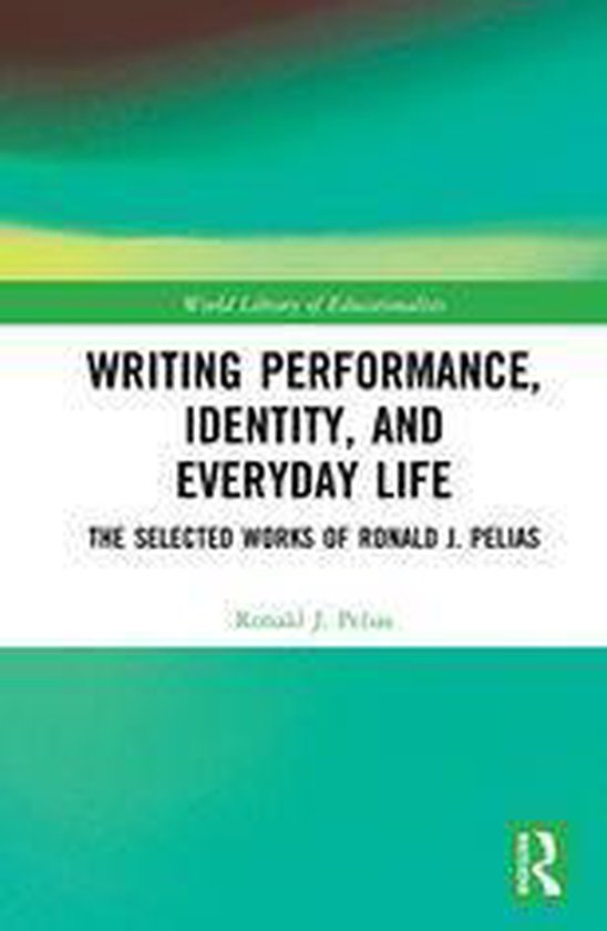 Foto: World library of educationalists writing performance identity and everyday life