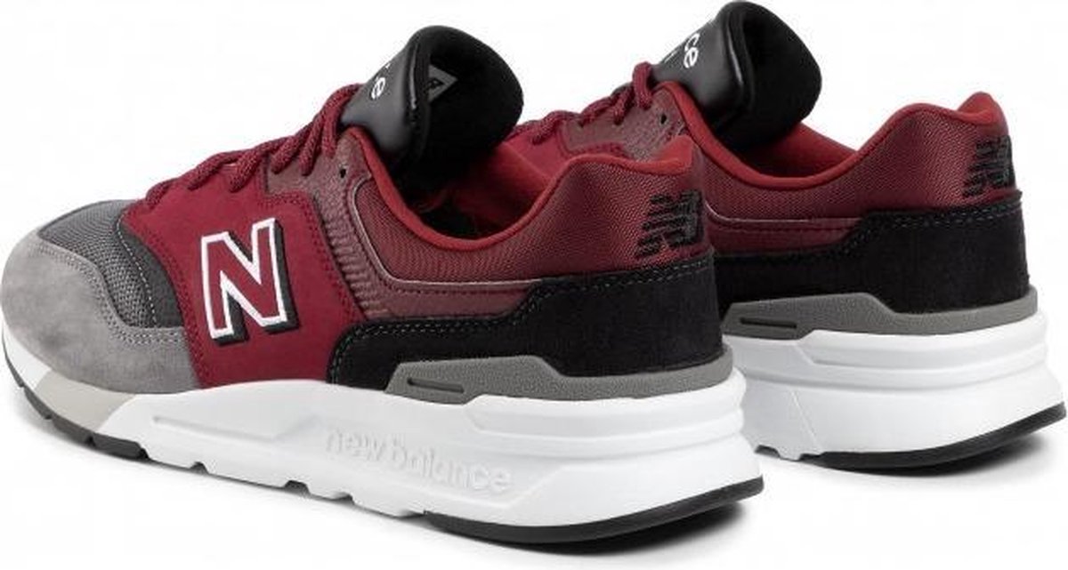 New Balance CM997HEL CM997HEL from 0,00 €