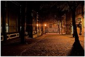 Poster – Winkelstraat 'S nachts - 90x60cm Foto op Posterpapier
