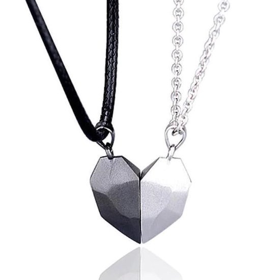 Magnetische Hartjes Ketting Set voor Hem en Haar - Zwart / Zilver kleurig - Valentijn Cadeautje voor Stellen - Valentijnsdag - Valentijn Cadeautje voor Mannen