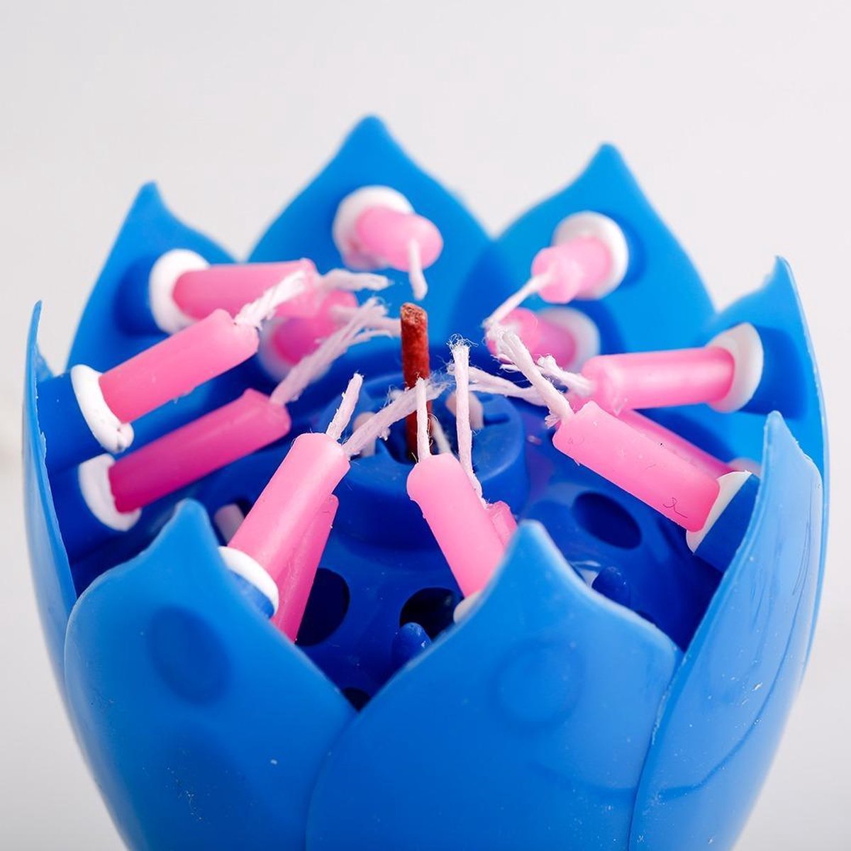 Blauwe 14e & 41 Verjaardagskaarsen,Blauw Nummer 14 Taart Topper voor Verjaardagsdecoratie Feestdecoratie Blauwe 14e & 41 Verjaardagskaarsen,Blauw Nummer 14 Taart Topper voor Verjaardagsdecoratie Feestdecoratie