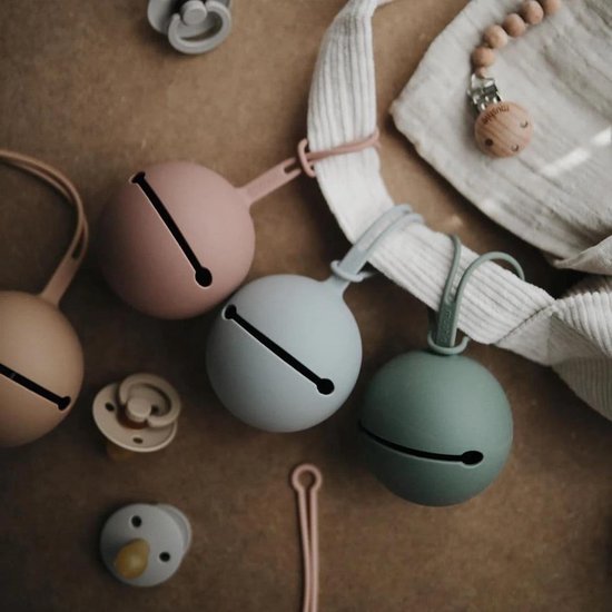 Mushie Speenhouder - Pacifier case - Siliconen speenhouder - Speendoosje - Dried Thyme - Groen van Mushie — afbeelding 5
