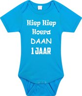 Baby rompertje korte mouw met eigen naam | Hiep hiep hoera 1 jaar | eerste verjaardag jongen meisje | Cakesmash outfit | maat 68