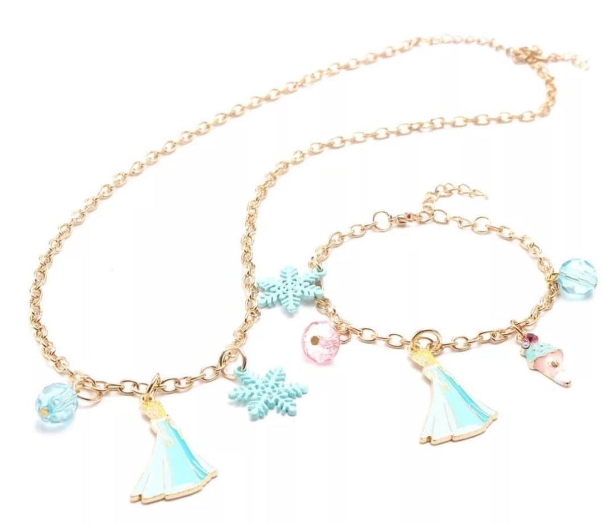 Matchende sieraden voor prinsessen Eléonore en Elisabeth Matchende sieraden voor prinsessen Eléonore en Elisabeth