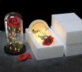 Beauty and the Beast - Roos in Glazen Stolp met LED verlichting - Valentijn - Trouw - Liefde - Cadeau