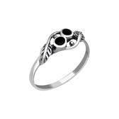 Ringen dames | Zilveren ring, met bladmotief en onyx stenen