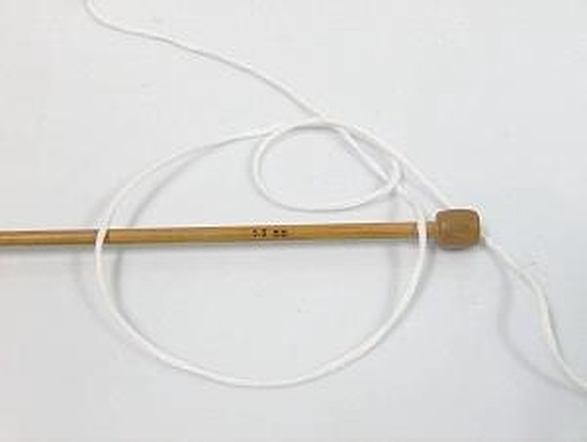 Amig - Rol synthetisch plat raffiatouw Mod.20170 - Veelzijdig wit touw op een spoel, ideaal voor inpakken, knutselen, tuinieren, doe-het-zelf of industrieel gebruik - Afmeting: 3 mm x 100 gr Amig - Rol synthetisch plat raffiatouw Mod.20170 - Veelzijdig wit touw op een spoel, ideaal voor inpakken, knutselen, tuinieren, doe-het-zelf of industrieel gebruik - Afmeting: 3 mm x 100 gr