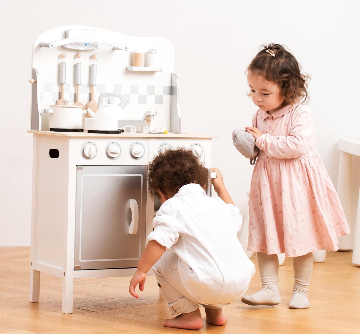New Classic Toys Houten Speelkeuken - DeLuxe - Wit - Komt met alle Accessoires - Aanrechthoogte is 55centimeter — afbeelding 6