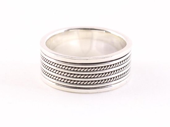 Zilveren ring met fijne kabelpatronen - maat 19.5