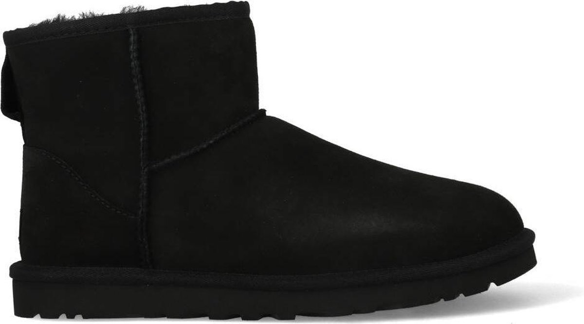 UGG CLASSIC MINI M NEW - Volwassenen Heren laarzen - Kleur: Zwart - Maat:  42 | bol.com