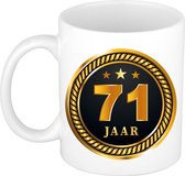 71 jaar cadeau mok / beker medaille goud zwart voor verjaardag/ jubileum